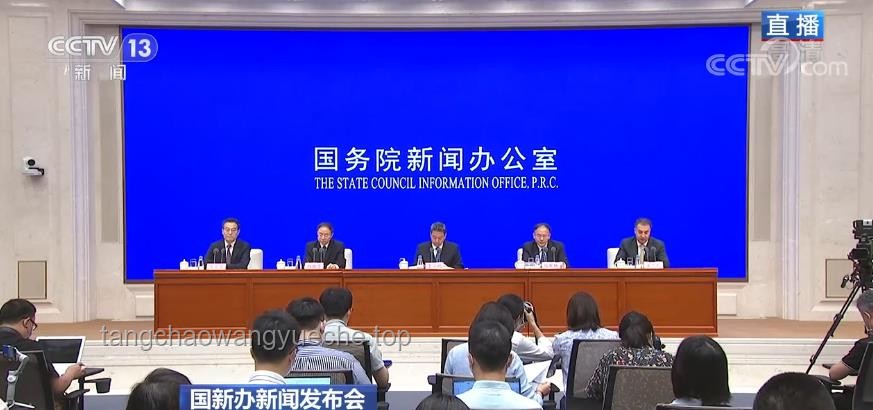 党的十八大以来深入贯彻中央八项规定精神的成效与未来展望
